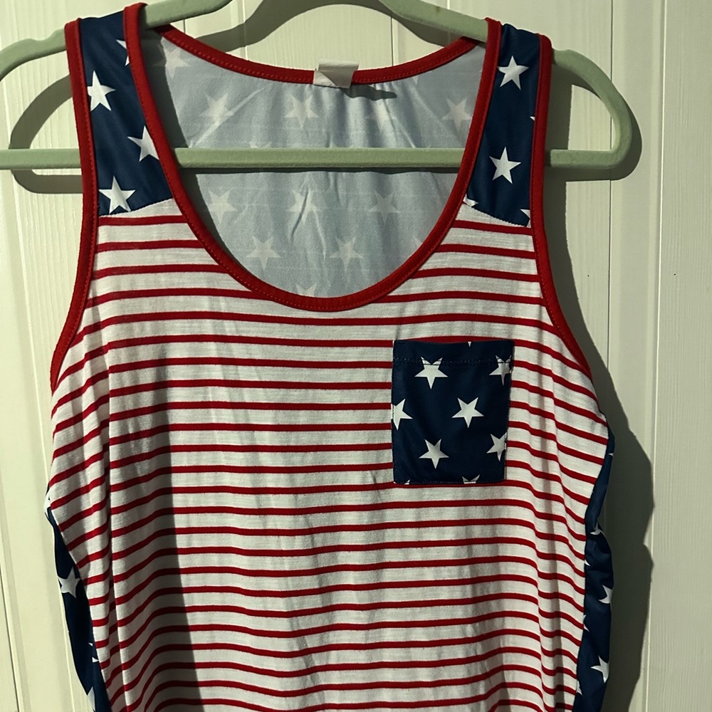 Sunshine & Rodeos Patriotic Pocket Racer Back Tank Top Size Small